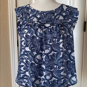 Loft outlet blue/white floral sleeveless blouse